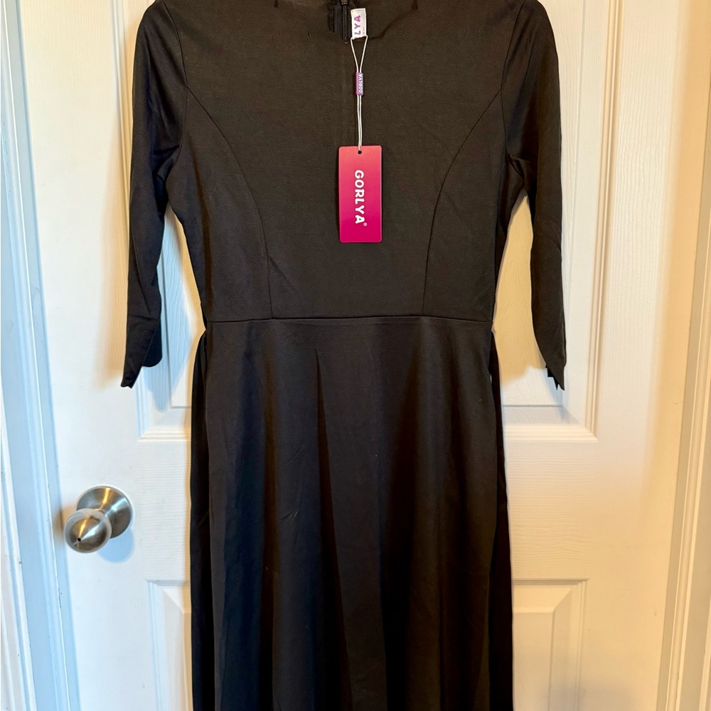 Teen Sheath Dress with Mock Neck and 3/4 Sleeves. *New with tags!*